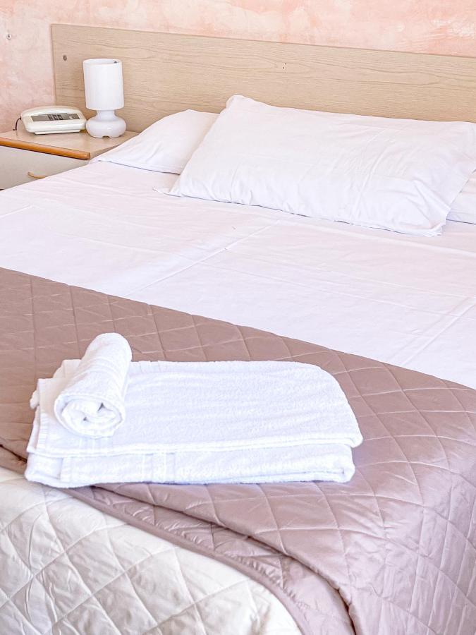 Hotel Ambassador 莱圭利亚 外观 照片